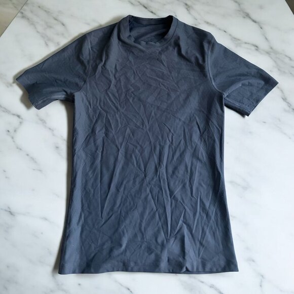 LULULEMON Men's Blue Gray Tech T Shirt Size Medium - Picture 1 of 10